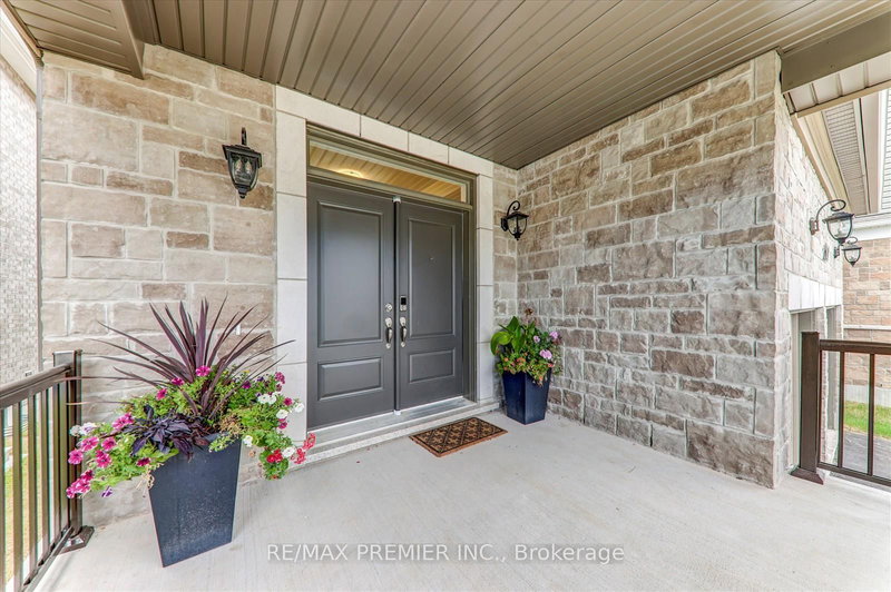 609 Mika St, Innisfil, L9S 0S2 | Image 2