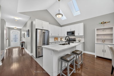 63 Summerhill Drive — photo 2