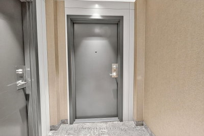 Unit 717 — 10 Honeycrisp Crescent — photo 6