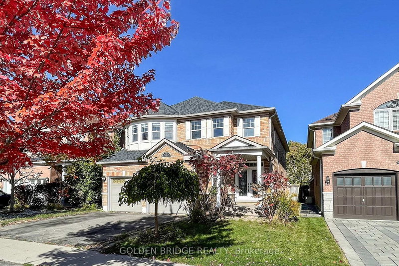 158 Worthington Ave, Richmond Hill, L4E 4N7 | Image 2