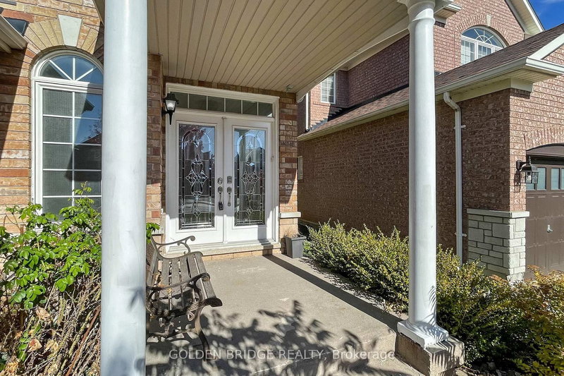 158 Worthington Ave, Richmond Hill, L4E 4N7 | Image 3