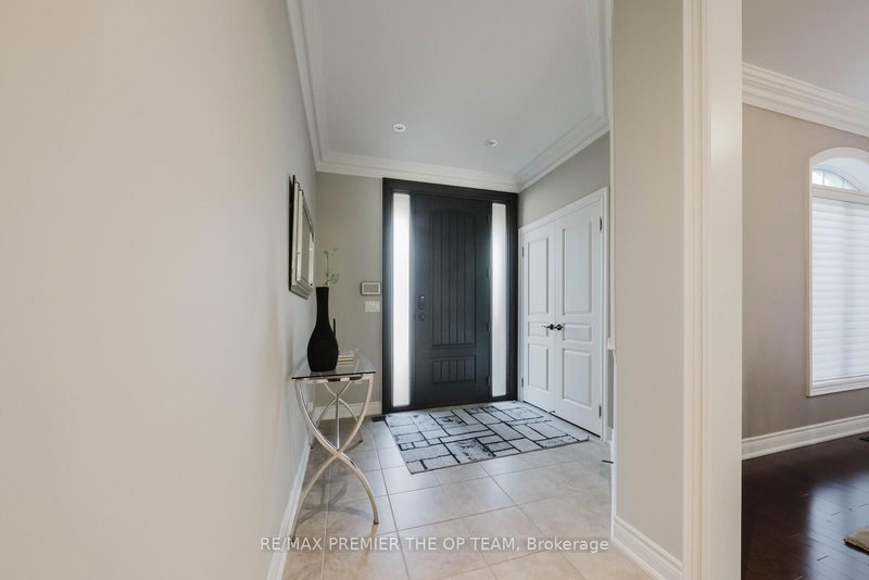 226 Via Borghese St, Vaughan, L4H 0Y6 | Image 3