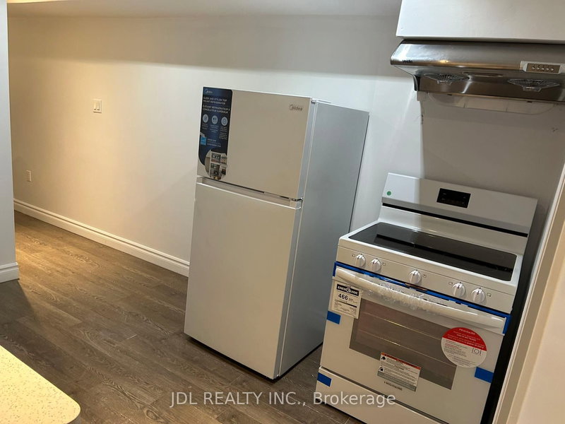 727 Caboto Tr, Markham, L3R 5W4 | Image 2