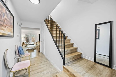 22 porterfield Crescent — more photos