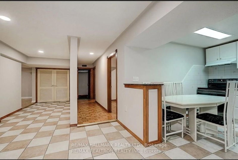 Bsmt - 364 Castlehill Rd, Vaughan, L6A 1N7 | Image 3