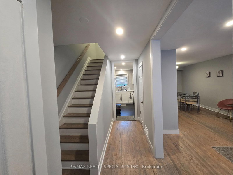 20 Mill St, Markham, L3P 1K9 | Image 2