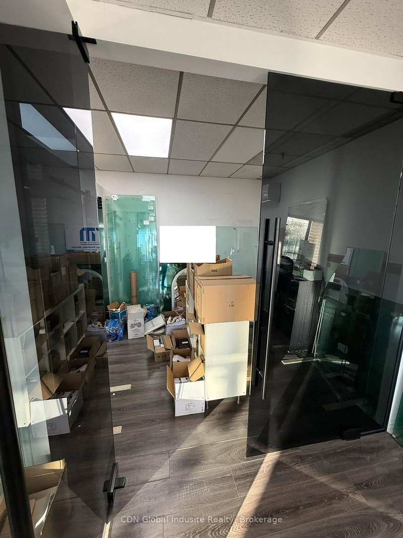 5 - 30 Rivermede Rd, Vaughan, L4K 3N7 | Image 3