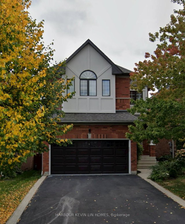 25 Desert View Crescent