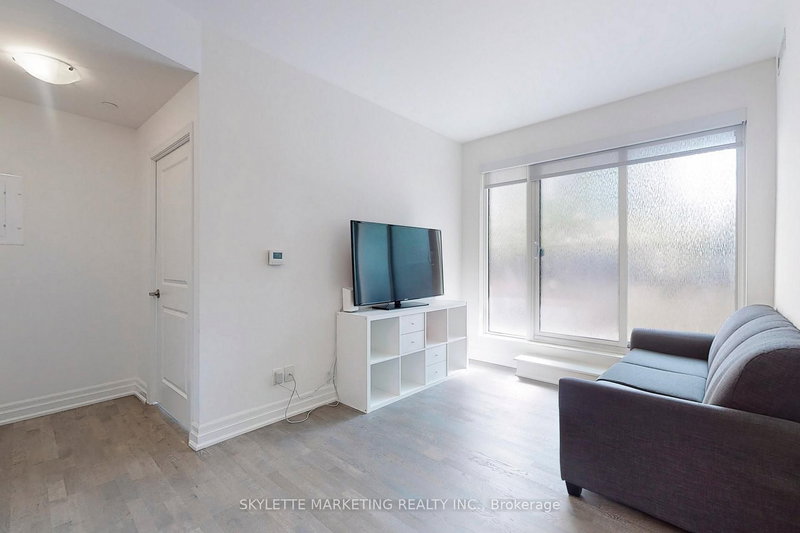 529A - 10 Rouge Valley Dr W, Markham, L6G 0G9 | Image 3