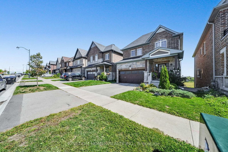 1152 Peelar Cres, Innisfil, L0L 1W0 | Image 3