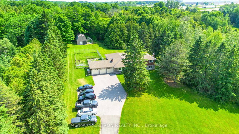 2521 Mt Albert Rd, East Gwillimbury, L0G 1R0 | Image 2