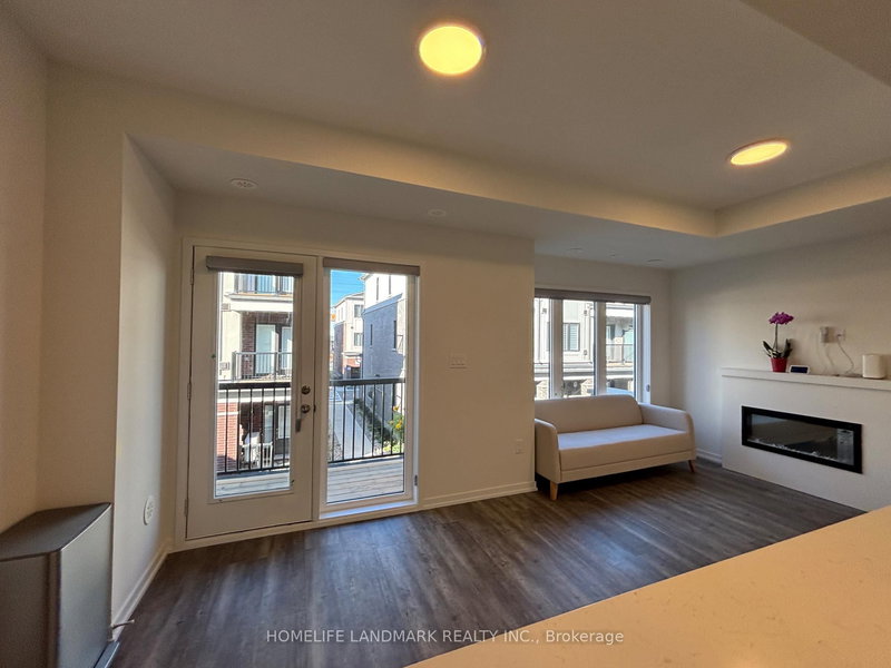 182 MATAWIN Lane, Richmond Hill, L4B 3X9 | Image 2