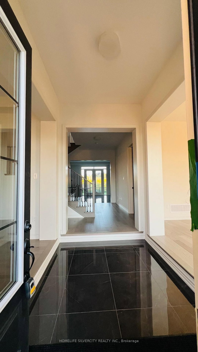 23 Marigold Blvd E, Adjala-Tosorontio, L0G 1W0 | Image 3