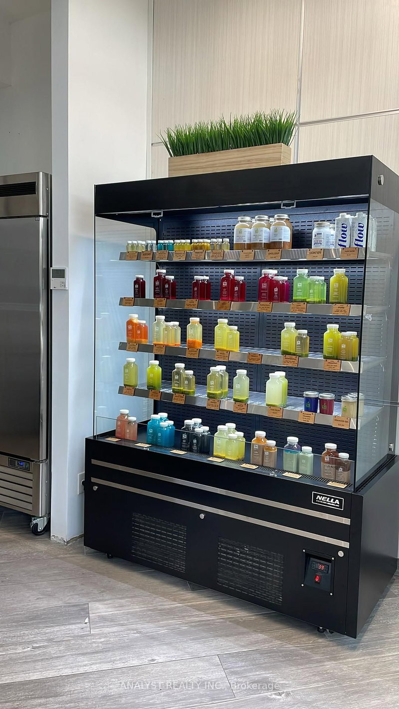 3 - 7900 Bathurst St, Vaughan, L4J 0J9 | Image 3