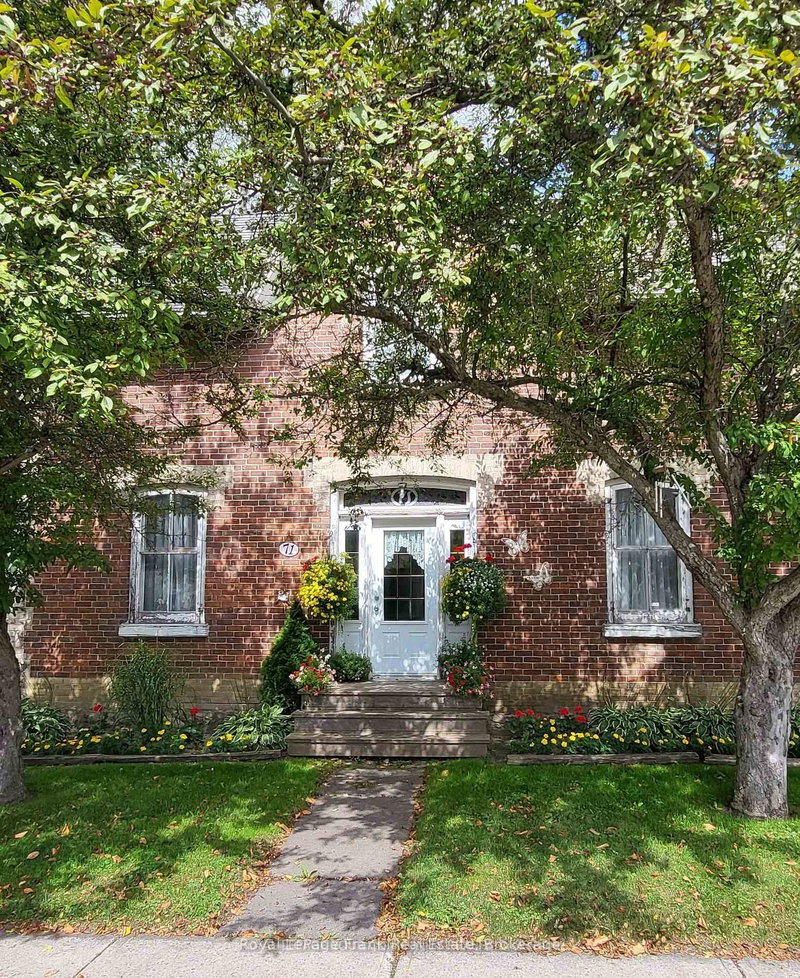 71 High St, Georgina, L0E 1R0 | Image 2