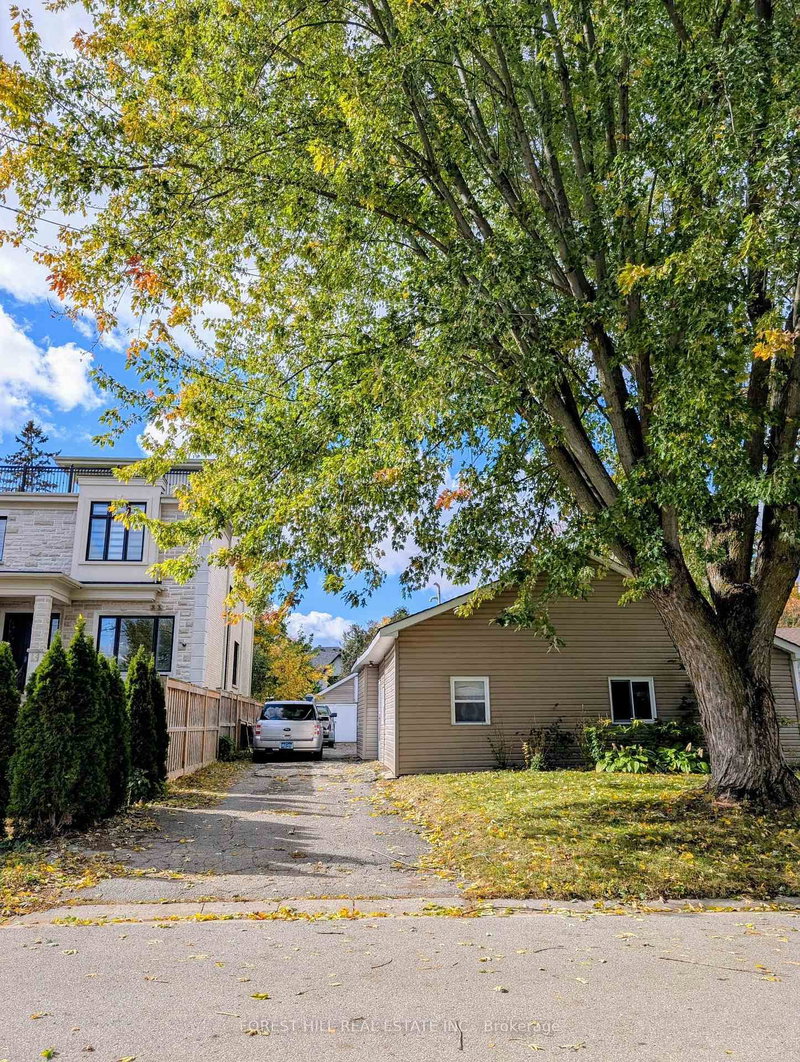 26 River Dr, East Gwillimbury, L9N 1A6 | Image 2