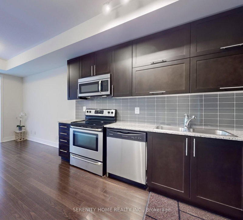 235 - 28 Prince Regent St, Markham, L6C 0V5 | Image 3