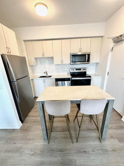 Townhouse leased at C104-5299 Highway 7, Vaughan, Ontario, L4L 0J1 - Vaughan Grove - MLS: N12509156