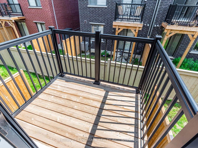 25 Origin Way, Vaughan, L6A 0C6 | Image 3