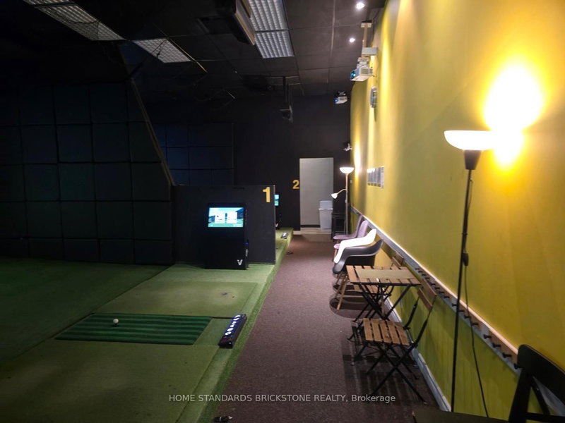 H4 - 1070 Major Mackenzie Dr E, Richmond Hill, L4S 1P3 | Image 2