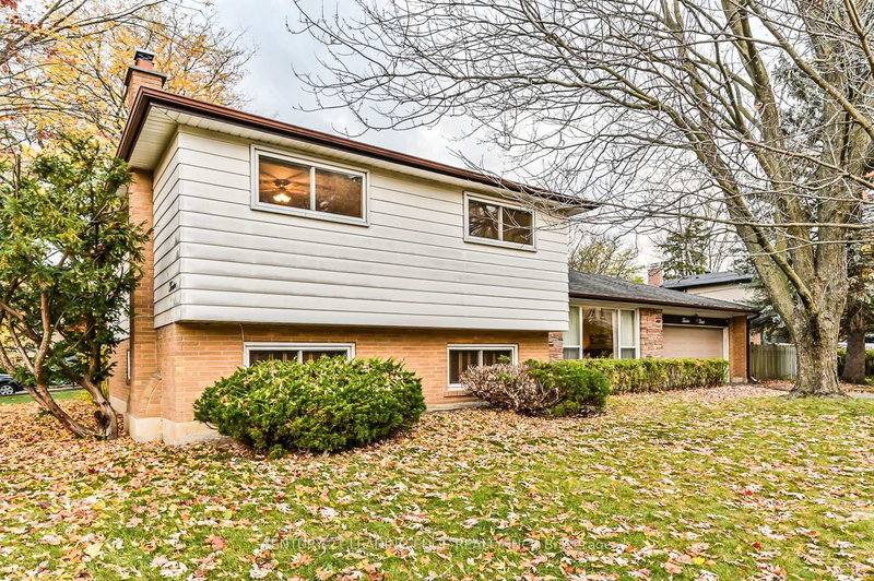 12 Pratt Circ, Markham, L3R 1Y2 | Image 3