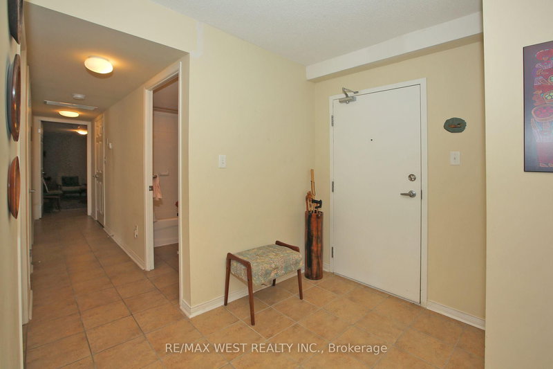 223 - 32 Church St, King, L0G 1T0 | Image 2