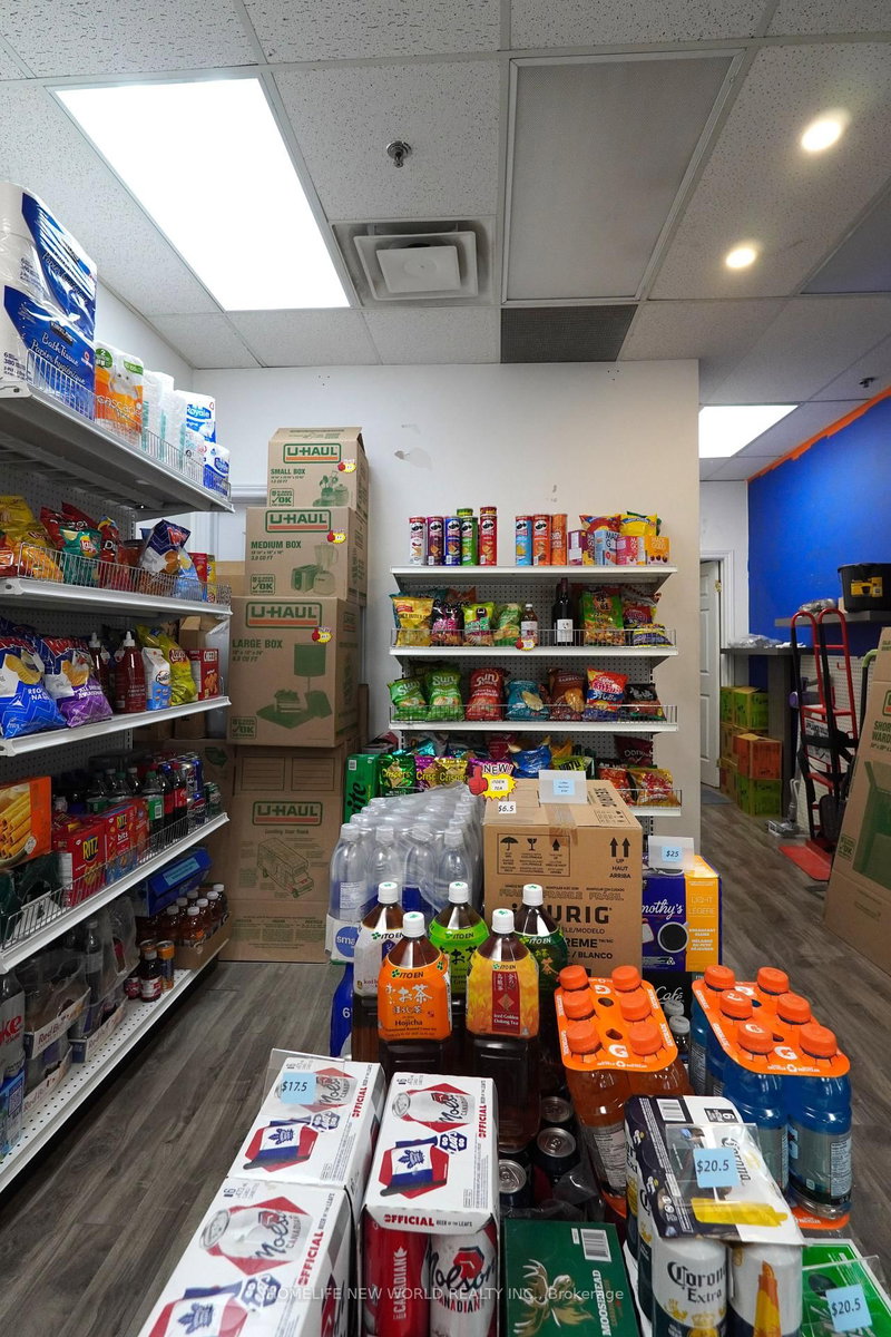 12 - 9688 Leslie St, Richmond Hill, L4B 4C4 | Image 3