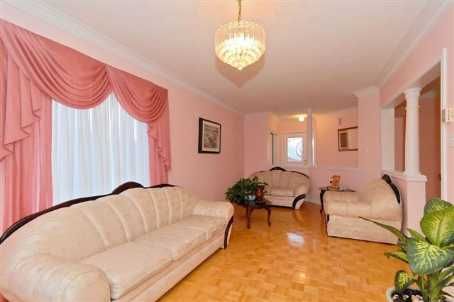 118 Solway Ave, Vaughan, L6A2X1 | Image 3
