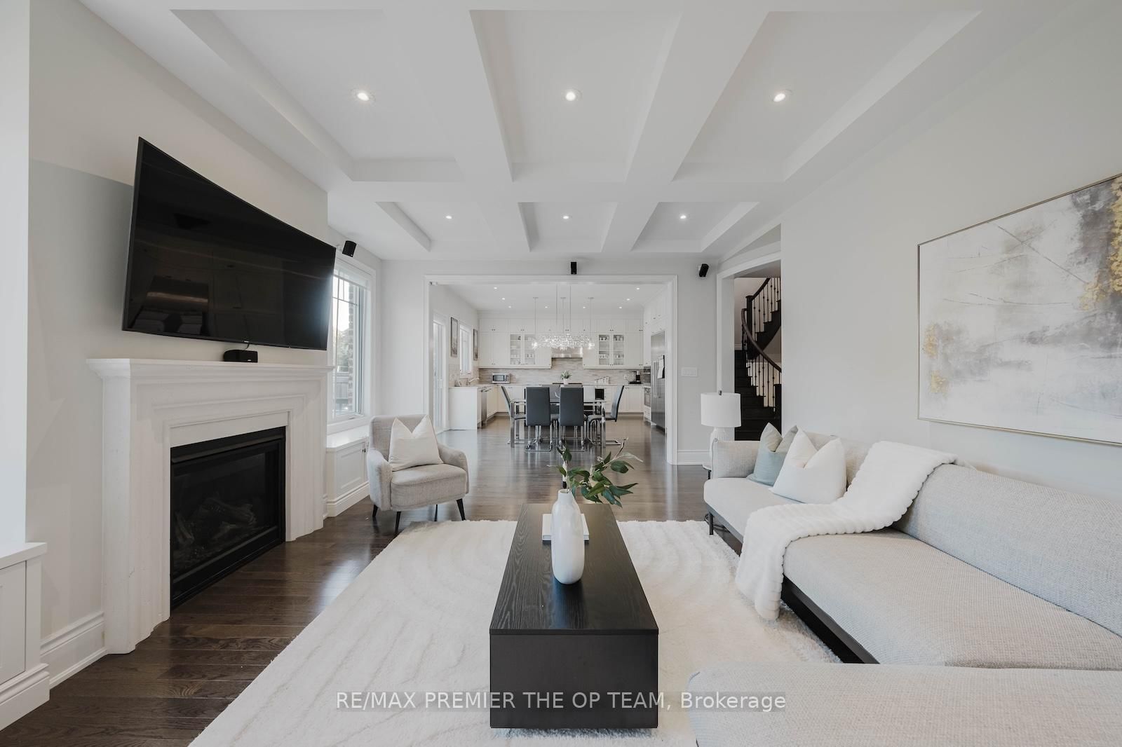 Detached House sold at 70 Torgan Trail, Vaughan, Ontario, L4H 3X6 - Kleinburg - MLS: N12526892