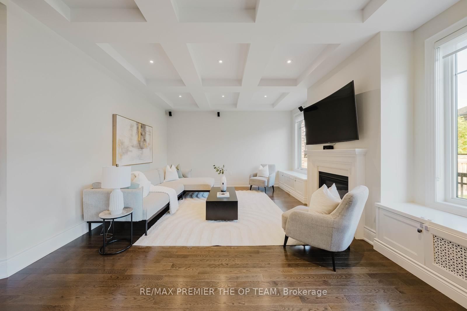 Detached House sold at 70 Torgan Trail, Vaughan, Ontario, L4H 3X6 - Kleinburg - MLS: N12526892