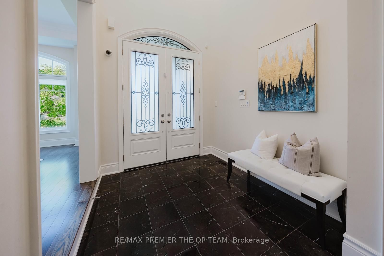 Detached House sold at 70 Torgan Trail, Vaughan, Ontario, L4H 3X6 - Kleinburg - MLS: N12526892