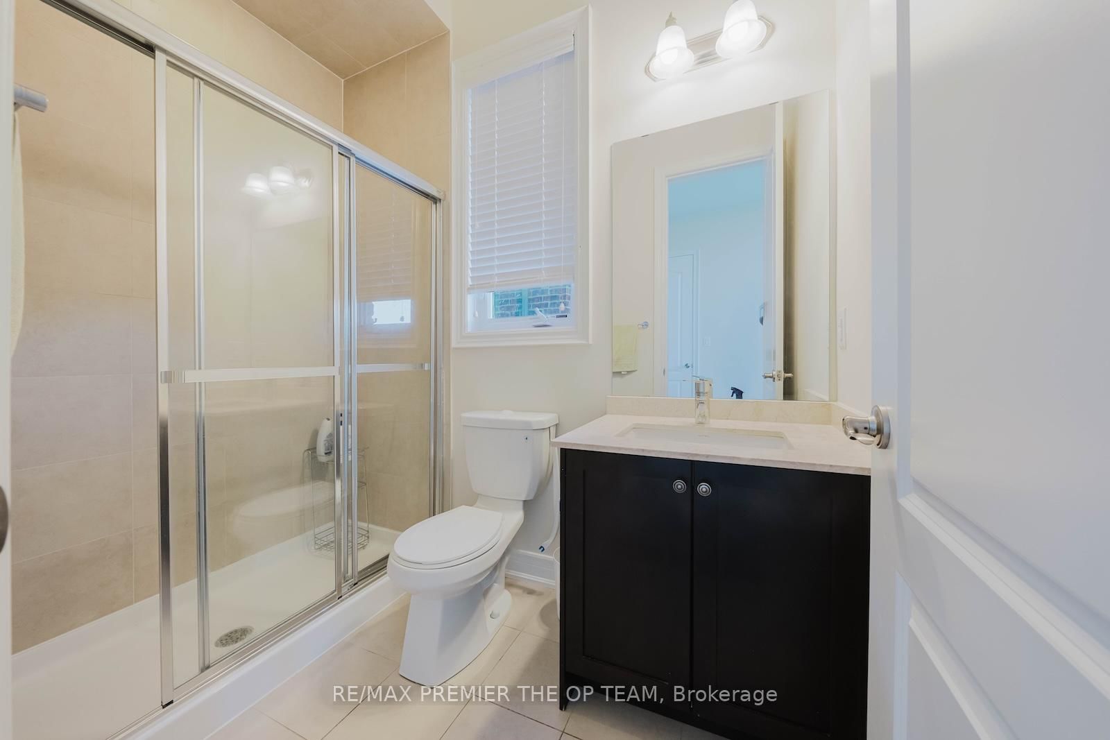 Detached House sold at 70 Torgan Trail, Vaughan, Ontario, L4H 3X6 - Kleinburg - MLS: N12526892