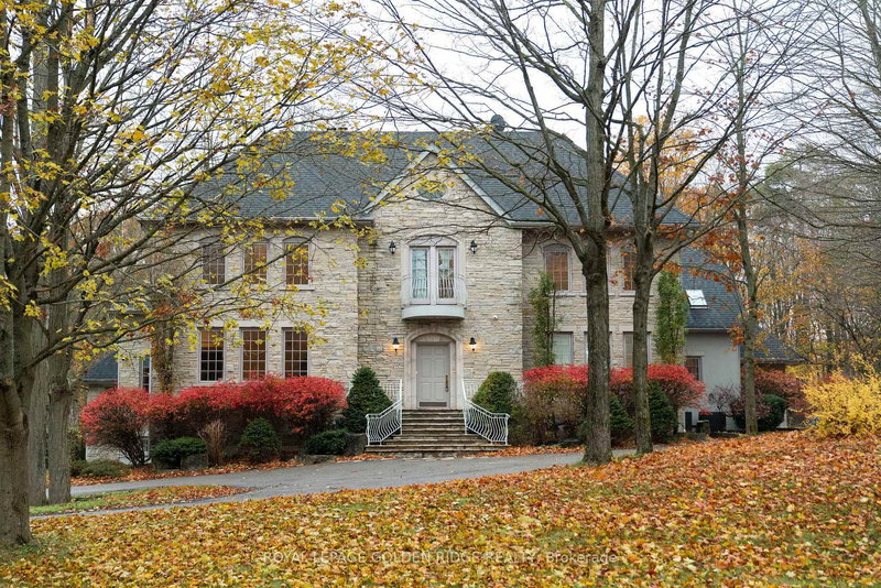 12 Forestview Tr, Whitchurch-Stouffville, L4A 2L4 | Image 2