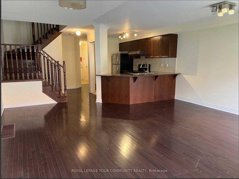 119 Amulet Cres, Richmond Hill, L4S 2V9 | Image 2