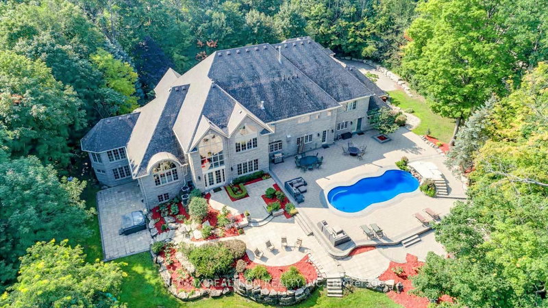 65 Offord Cres, Aurora, L4G 3G8 | Image 3