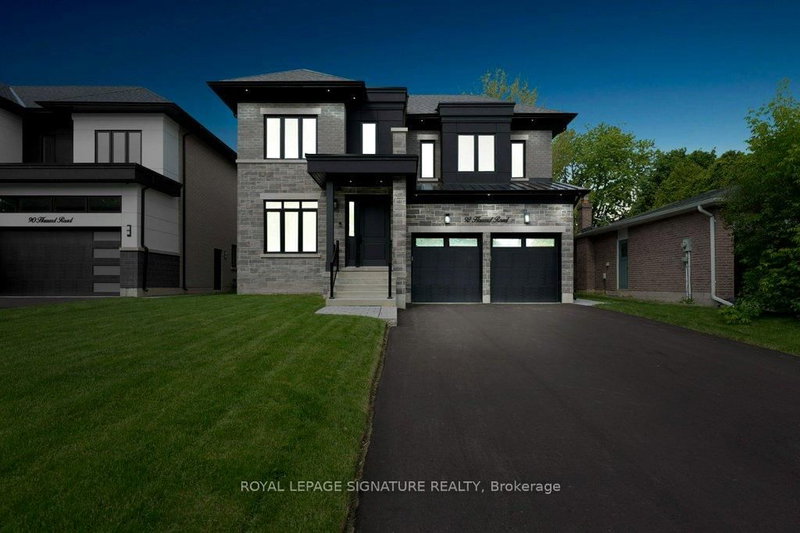 92 Howard Rd, Newmarket, L3Y 3G7 | Image 2