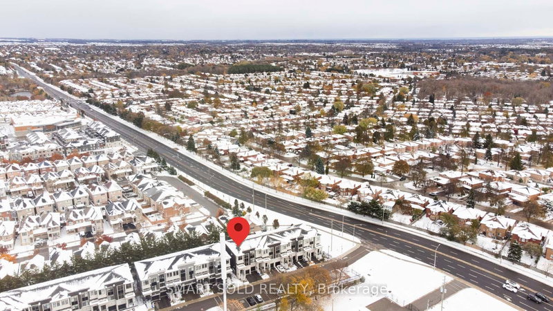 13 Armillo Pl, Markham, L6E 0V4 | Image 2