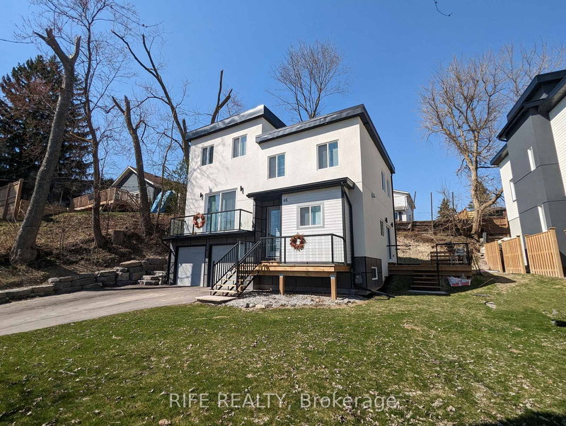46 Valley Rd, Whitchurch-Stouffville, L4A 7X3 | Image 2