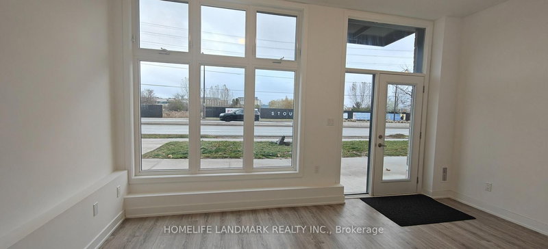 5494 Main St, Whitchurch-Stouffville, L4A 4W8 | Image 3