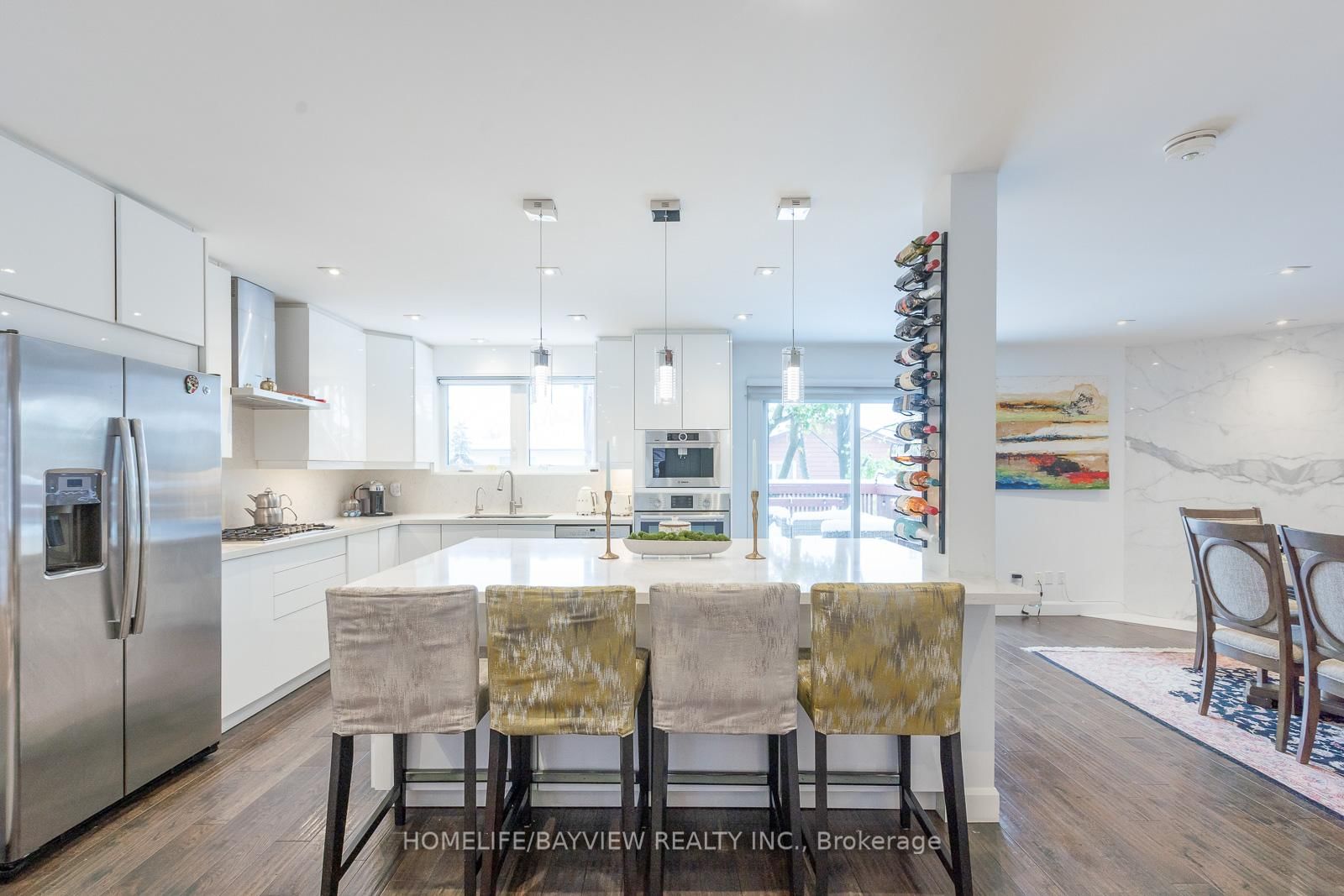 Listing Image 19