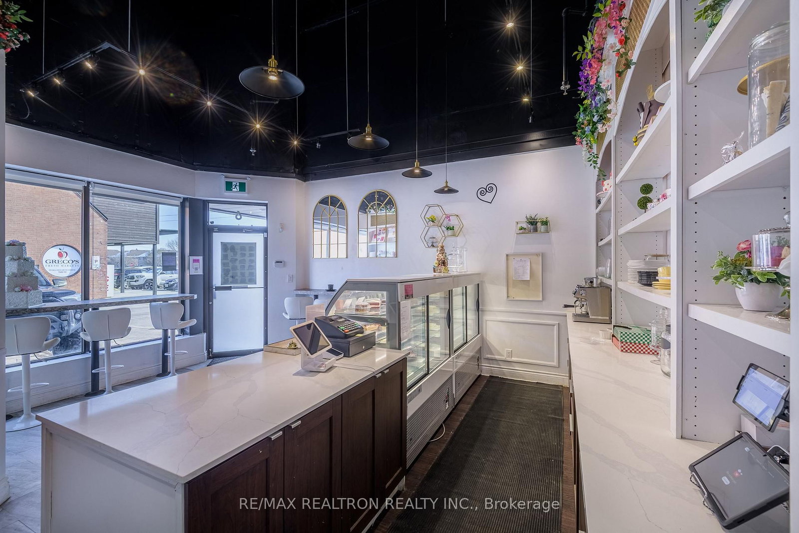 1450 Centre Street - Photo 18