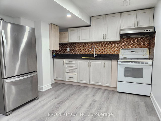 Bsmt - 85 Stather Crescent