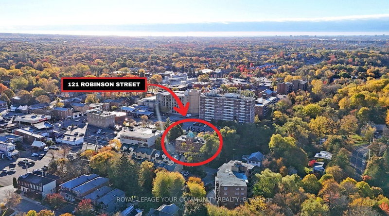 121 Robinson St, Markham, L3P 1P2 | Image 3