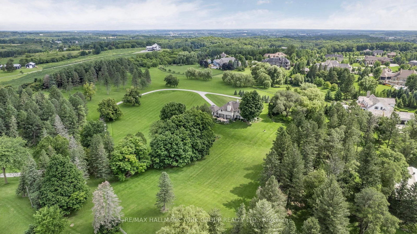 14455 Dufferin Street • King, ON photo 17
