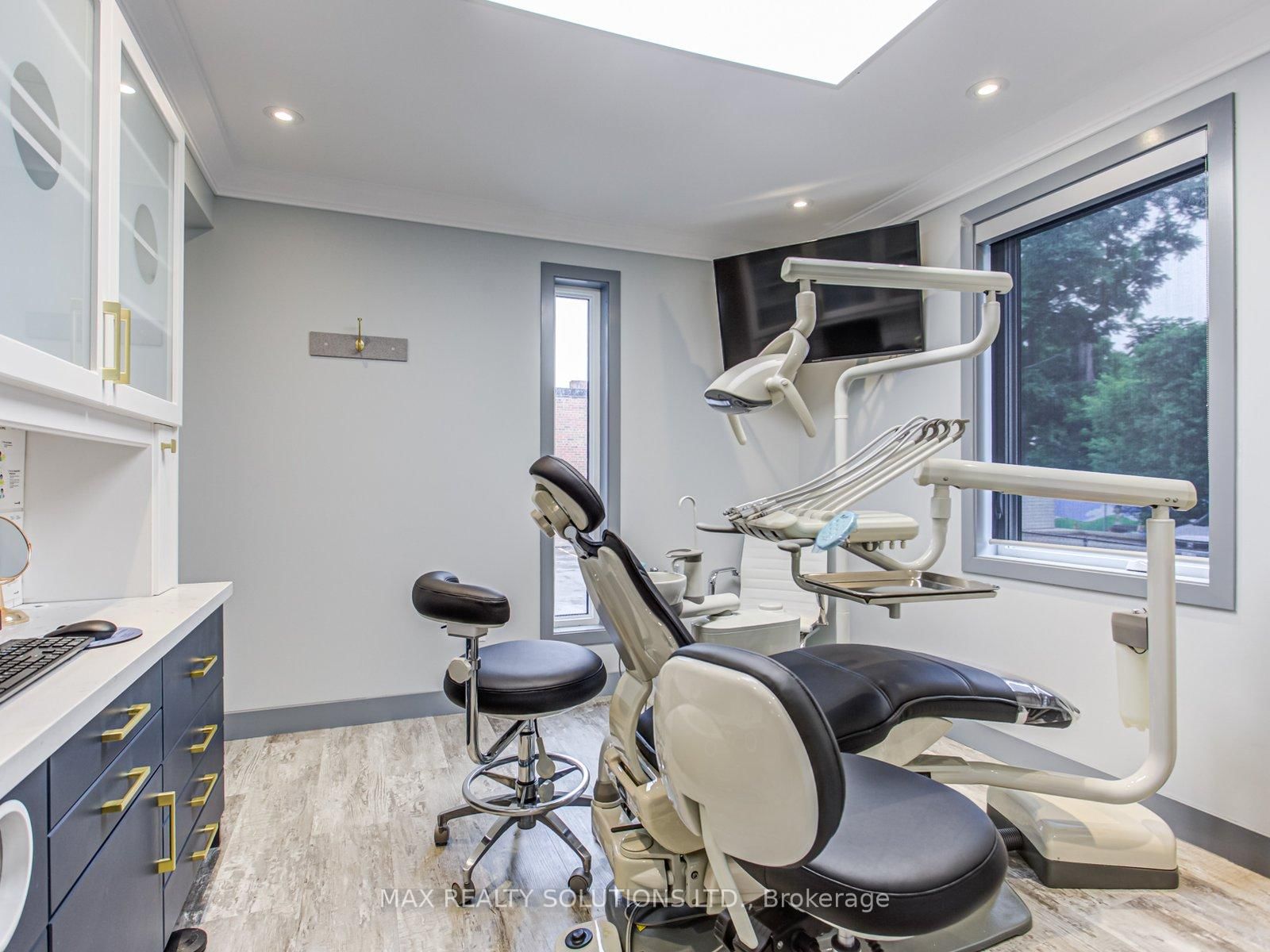 17 Bedford Park Avenue - Photo 11