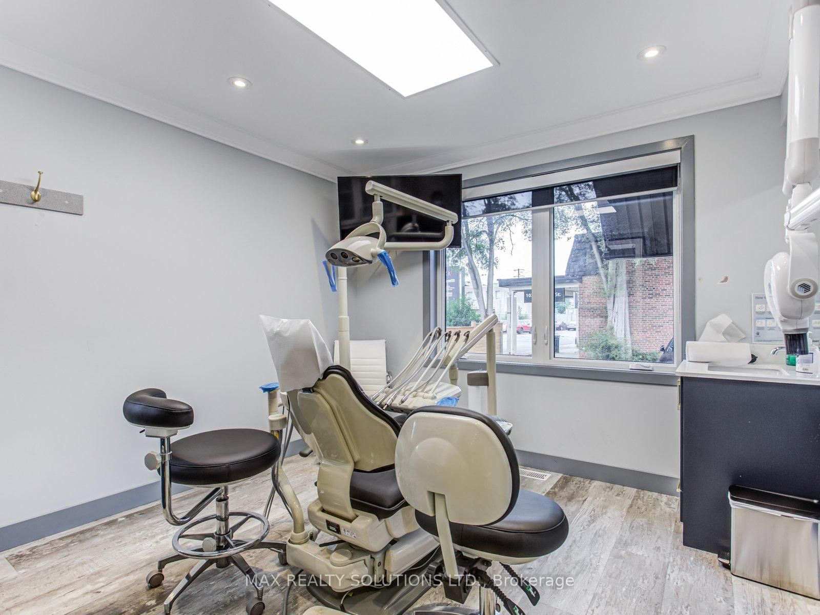 17 Bedford Park Avenue - Photo 15