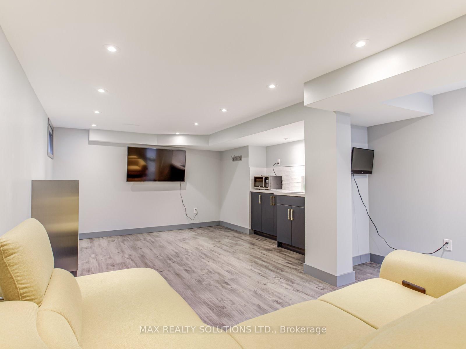 17 Bedford Park Avenue - Photo 19