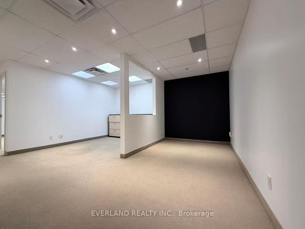 520 Industrial Parkway S - Photo 3