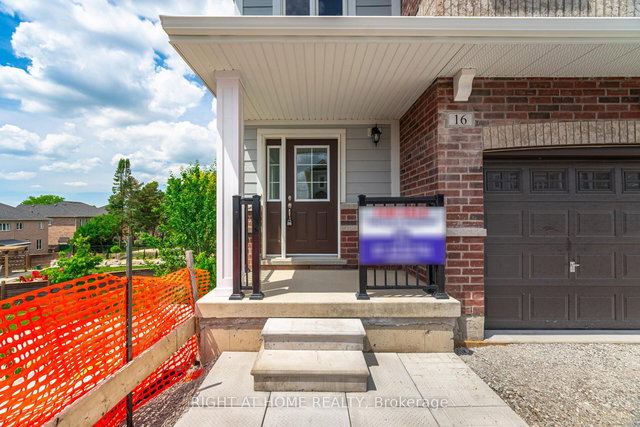 16 Ravenscraig Place