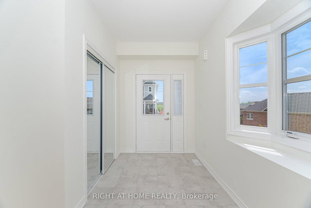 16 Ravenscraig Place